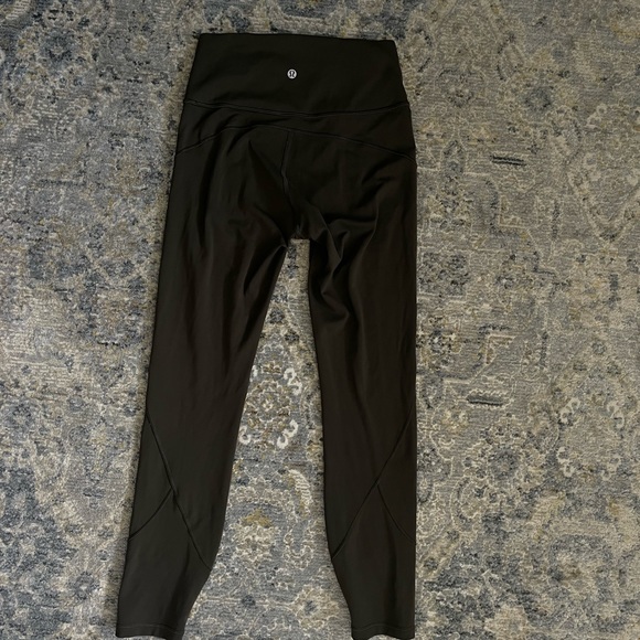 Lululemon Wunder Under Leggings - Picture 5 of 5